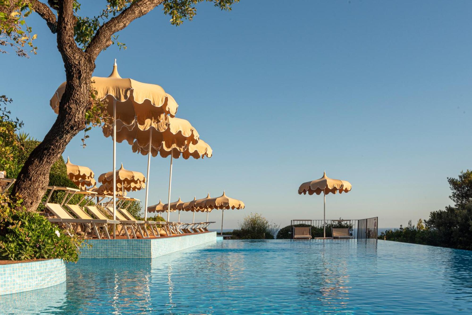 Hotel Boutique Torre Di Cala Piccola 4*