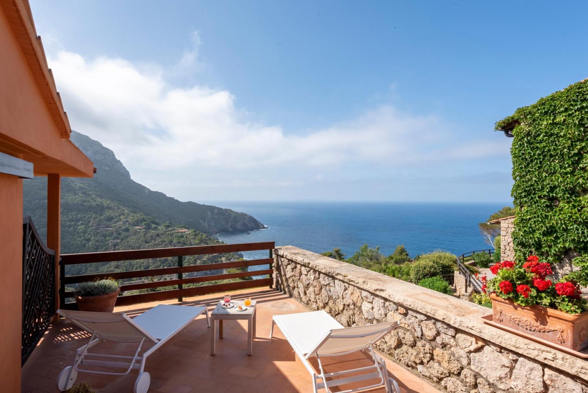 Boutique Torre Di Cala Piccola Hotel