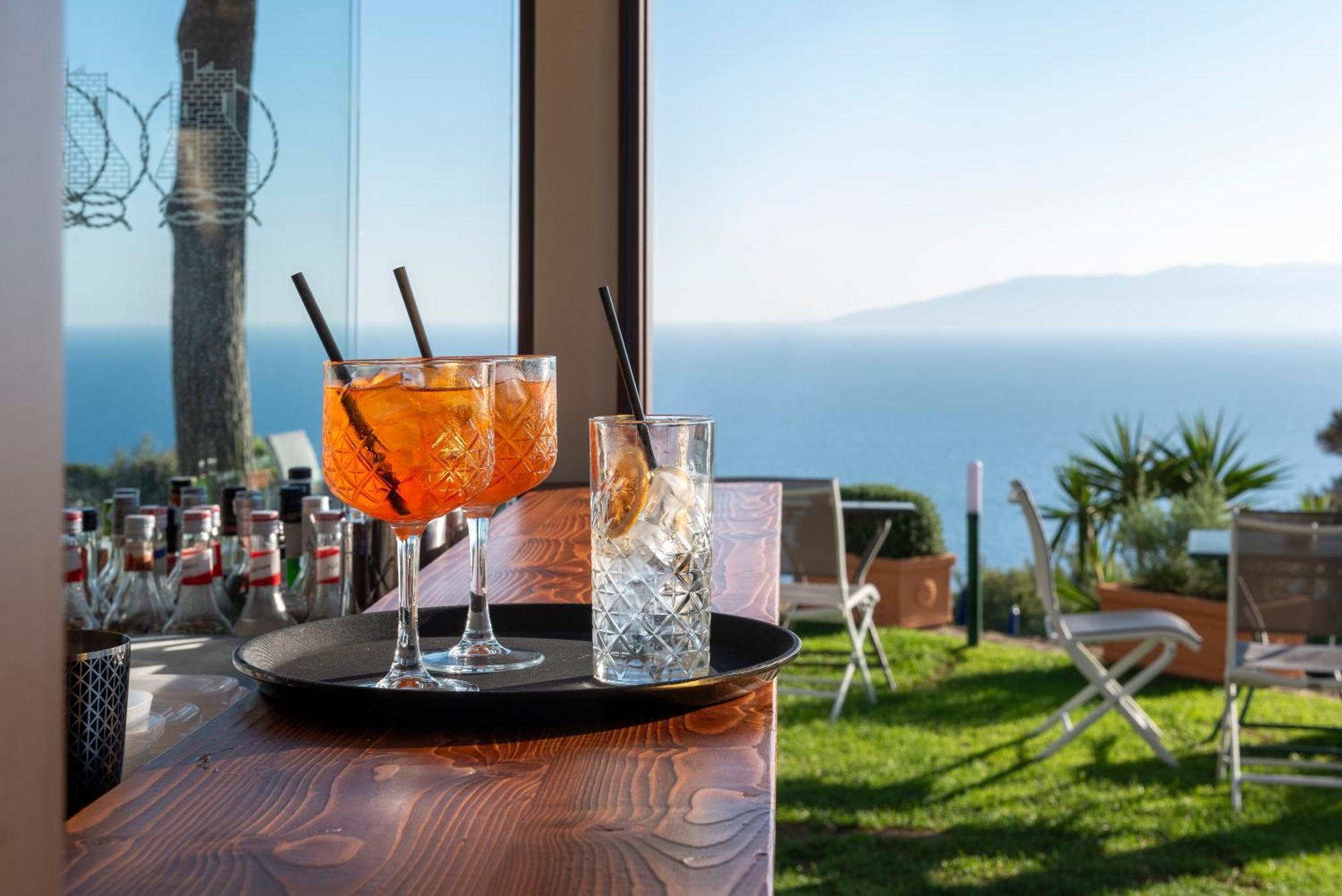 Hotel Boutique Torre Di Cala Piccola 4*