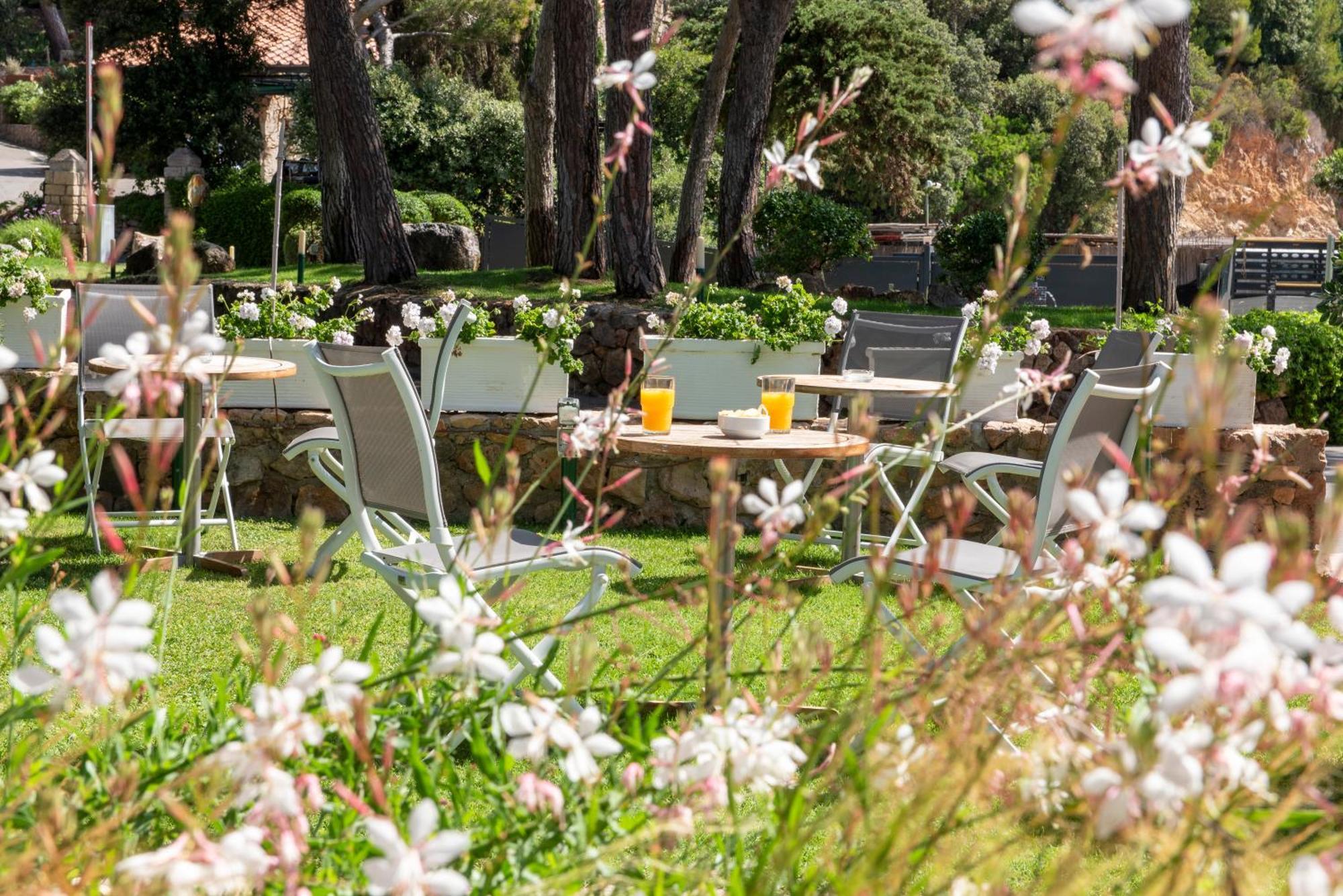 Boutique Torre Di Cala Piccola Hotel 4*